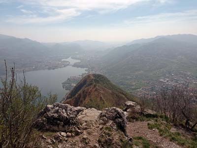 Monte Barro (922 m) - Galbiate | Da Malgrate al Monte Barro