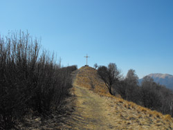 Monte Megna (1049 m) - Asso | Da Onno al Monte Megna