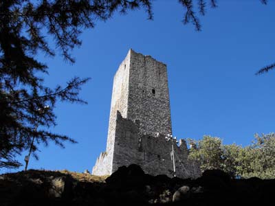 Castello del Baradello (420 m) | Anello Parco Spina Verde