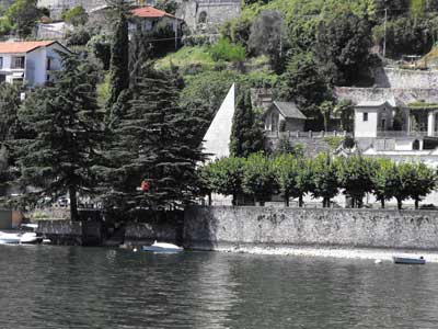 La Piramide di Joseph Frank nel cimitero di Laglio