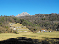 Piamuro (370 m) - Menaggio | Gita da Menaggio al Rogolone