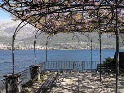 Il borgo di Onno a Oliveto Lario