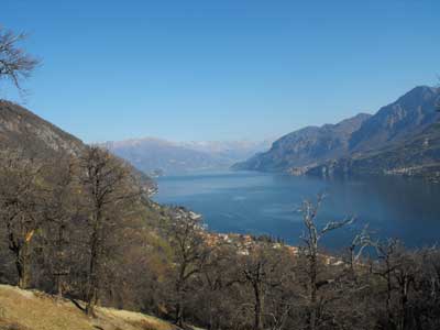 Il borgo di Onno a Oliveto Lario