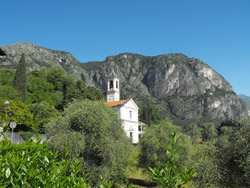 Chiesa Ss. Nabore e Felice (250 m) | Escursione da Griante al Sasso di San Martino