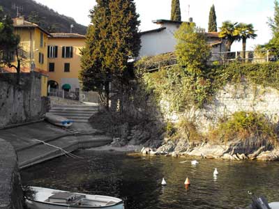 Il borgo di Vassena a Oliveto Lario