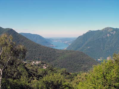 Laorno di sotto (1060 m) | Anello da Veleso al monte San Primo